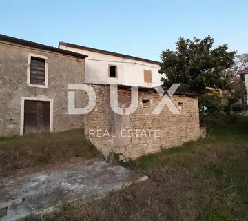 ISTRA, GROŽNJAN - Kamena kuća s pogledom na more