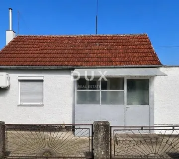 Zagreb, Donja Dubrava, samostojeća kuća , 51 m²