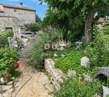 ISTRA, GLAVANI - Dvije autohtone kamene kuće + PP! - Glavani, Barban