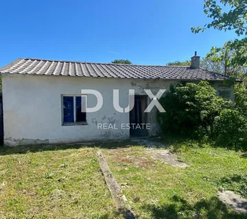 KRALJEVICA, ŠMRIKA - samostojeća kuća sa 1.200 m2 okućnice! PRILIKA! - Šmrika, Kraljevica