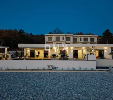 CRIKVENICA - Moderna vila s panoramskim pogledom na more