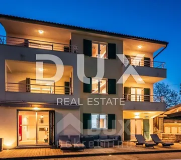 OPATIJA, POBRI - villa 404.85m2 s bazenom i panoramskim pogledom na more - Pobri, Opatija
