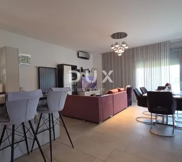 RIJEKA, KOSTRENA - Vila moderne arhitekture s pogledom na more, 297m2 - Rožmanići, Kostrena