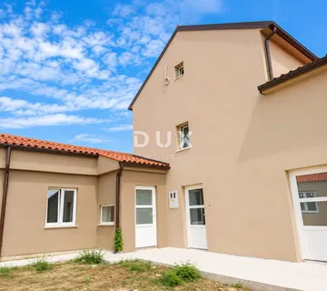 ISTRA, MARČANA - Kamena kuća u fazi renovacije! - Pinezići, Marčana