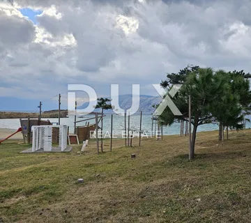 OTOK RAB, LOPAR - Kuća sa 6 apartmana pored Rajske plaže
