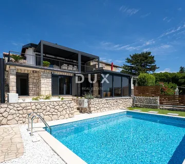 CRIKVENICA, SELCE - Ekskluzivna vila s bazenom na top lokaciji u Selcu – 200 m od mora - Selce, Crikvenica