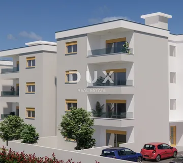 ISTRA, PULA - Moderna novogradnja - centar! 3. kat!