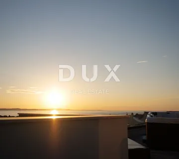 ZADAR, MOCIRE - penthouse na traženoj lokaciji