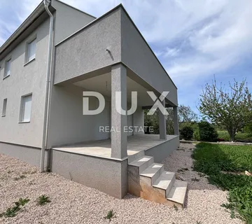 Otok Pašman, Tkon, katnica 135m², s pogledom na more