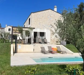 ISTRA , VIŠNJAN - Luksuzna kamena vila u mirnom okruženju