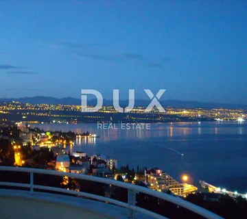 OPATIJA, CENTAR- stan 170m2 na 1.katu 2S+DB s panoramskim pogledom na more + okoliš 100m2