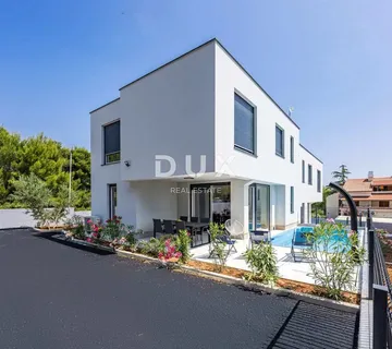 ISTRA, PREMANTURA – Moderna dvojna vila s privatnim bazenom na ekskluzivnoj lokaciji uz Rt Kamenjak, 400m od prirodnih plaža - Premantura, Medulin