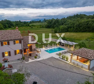 ISTRA, PIĆAN - Romantično imanje s tri vile