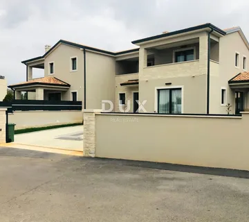 ISTRA, POREČ - Ekskluzivna dvojna kuća nadomak Poreča