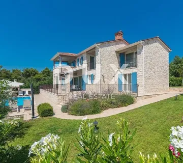 ISTRA, VIŠNJAN -Kamena vila sa pogledom na more