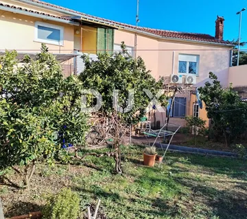 ISTRA,PULA - Kuća sa dva stana 400 m od mora!