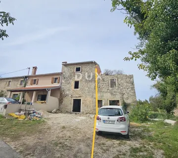 ISTRA, KRASICA - Autohtona istarska kuća za adaptaciju - Krasica, Buje