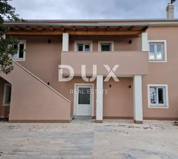 ISTRA, MEDULIN - Novoadaptirana kuća s tri stana i pogledom na more