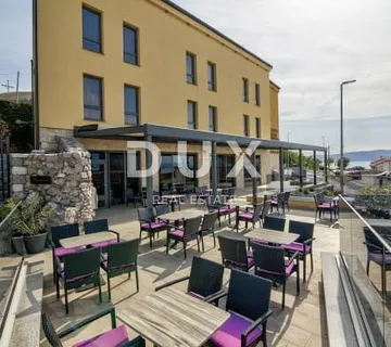 SENJ - Hotel 4* na obali!
