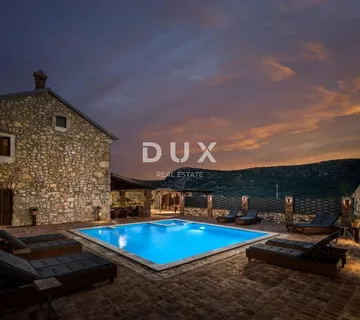 NOVI VINODOL, DRIVENIK - 5-sobna kuća, 230m2 - Drivenik, Vinodolska općina