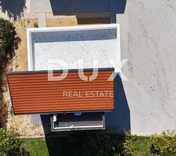 OTOK RAB, PALIT - Dvoetažni stan s krovnom terasom - Palit, Rab