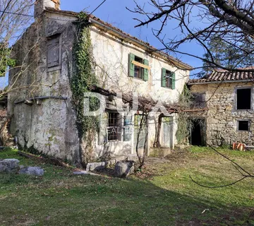 ISTRA, ROČ - Dvije starine za adaptaciju - Hum, Buzet