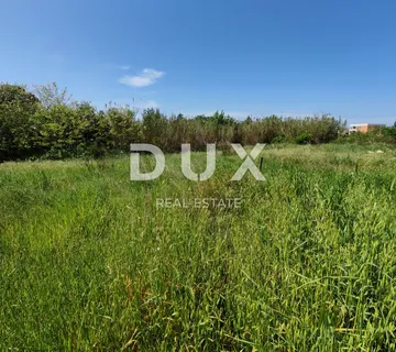 ZADAR, PRIVLAKA - Građevinsko zemljište u mirnom području Privlake!