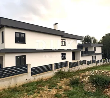 ISTRA, LIŽNJAN Luksuzna zgrada s 4 stana - POGLED NA MORE!!