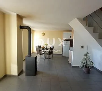 Rijeka, Sveti Kuzam - Samostojeća Kuća S Dva Adaptirana Stana S Pogledom Na More!!! Prilika!!! - Sveti Kuzam, Rijeka