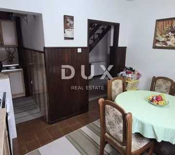 PULA, ŠIJANA - Obiteljska kuća na traženoj lokaciji!