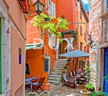 ISTRA, ROVINJ - Šest apartmana u starogradskoj jezgri