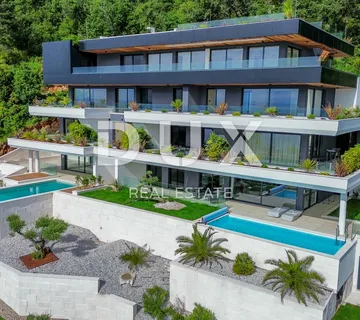 OPATIJA, CENTAR - jedinstveni penthouse s krovnim bazenom iznad centra Opatije, garaža, panoramski pogled