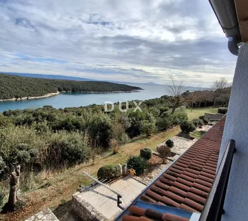 ISTRA,DUGA UVALA - Renoviran stan s predivnim pogledom na more - Šegotići, Marčana