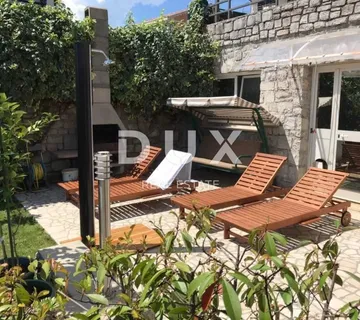 RIJEKA, ZAMET - novouređeni 2S+DB stan za najam