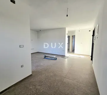 ISTRA, PULA, VALDEBEK - 2SS+DB penthouse s prostranom terasom i otvorenim pogledom na grad i zelenilo