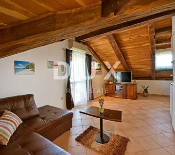 ISTRA,POREČ - Dvosoban stan s pogledom na more