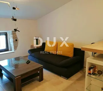 ISTRA, BUJE - Renovirani stan 44.70 m2 u centru grada