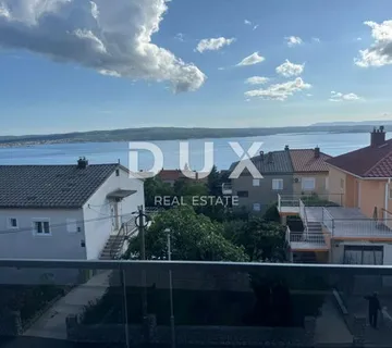 CRIKVENICA - 2S+DB s parkirnim mjestom i vrtom, 400 m od mora