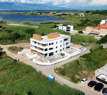 ZADAR, PRIVLAKA - Namješten penthouse 50 metara od mora s prekrasnim pogledom na more! S7