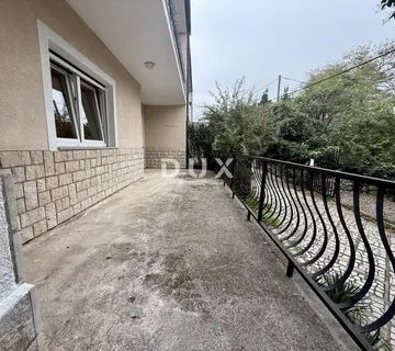 Rijeka, Sušačka draga, 5-sobni stan, 115 m2, velika terasa, mirna lokacija