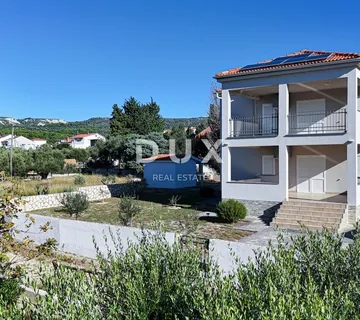 OTOK RAB, BARBAT - Kuća na odličnoj lokaciji 100 m od mora - Barbat na Rabu, Rab