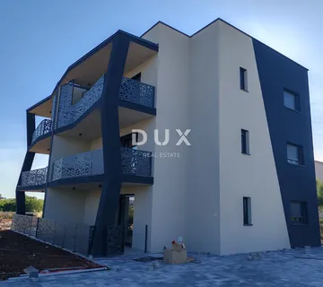 ZADAR, SUKOŠAN - Moderan stan u prizemlju S2