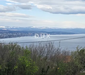 OPATIJA, VEPRINAC - Građevinsko zemljište 730m2 s pogledom na more za obiteljsku kuću/vilu za iznajmljivanje s bazenom/apartmane - Veprinac, Opatija