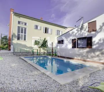 RIJEKA, PULAC - Ekskluzivna vila s bazenom!