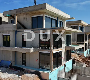 OTOK KRK, NJIVICE - Ekskluzivna novogradnja, penthouse s krovnim bazenom! - Njivice, Omišalj
