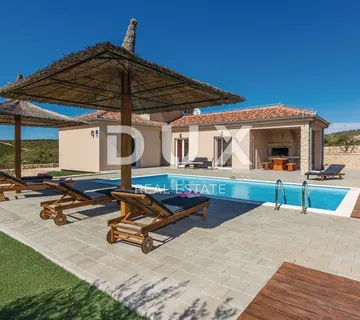 ZADAR, SUKOŠAN - Moderna vila za odmor - Debeljak, Sukošan
