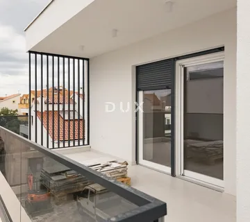 Vodice, Stablinac, penthouse s krovnom terasom, 112 m²