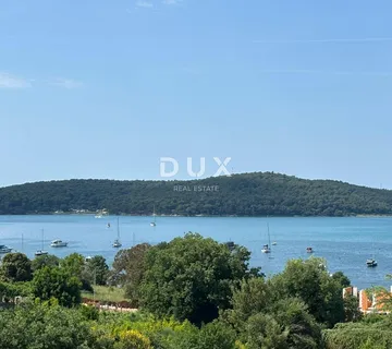 ISTRA, MEDULIN Neponovljivi obiteljski stan s panoramskim pogledom na more i bazenom!