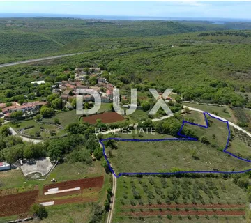 ISTRA,MRGANI - Prostrano građevinsko zemljište za investiciju - Mrgani, Kanfanar