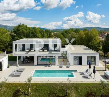 ISTRA, LABIN - Luksuzna vila s grijanim bazenom i wellnessom u srcu istočne Istre